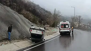 Malatya'da bir araç ters takla attı : 5 yaralı