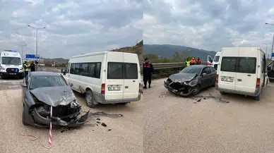 Bilecik'te virajı alamayan otomobil park halindeki araca çarptı : 3 yaralı