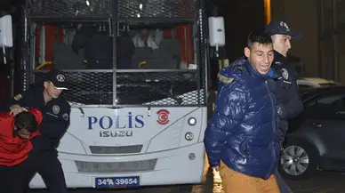 Kapıkule sınır kapısında dev operasyon : Yolcu otobüsünde 1 milyon 40 bin lira ele geçirildi