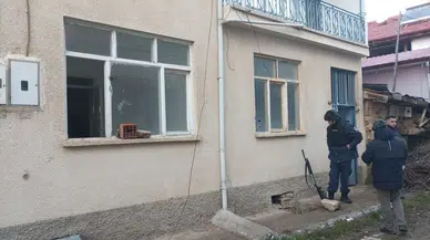Isparta’da köyü ayağa kaldıran gece ! 3 evi yaktı , teslim olmamak için kurşun yağdırdı