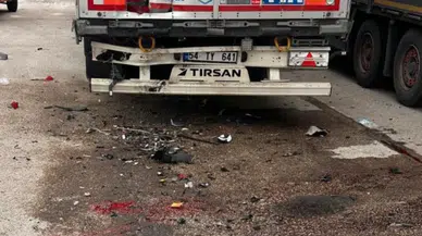 Eskişehir'de tıra çarpan motosiklet sürücüsü öldü