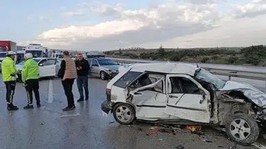 Artvin'de araçlar tünel içinde çarpıştı : 7 kişi yaralandı