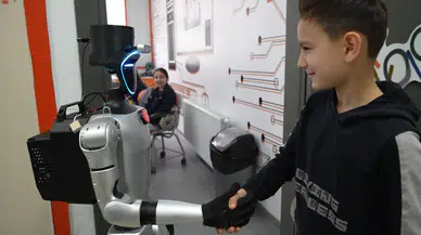 Türkiye’nin nüfusa kaydedilen ilk robotu CANİKMAN görevine başladı