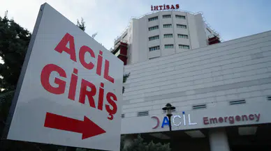 Kırıkkale'de hareket eden traktörün altında kalan çiftçi ağır yaralandı