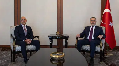 Bakan Fidan, ABD’nin Suriye Özel Temsilcisi Barrack ile görüştü