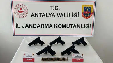 Antalya'da kaçak silah operasyonu : 5 ruhsatsız tabanca ele geçirildi