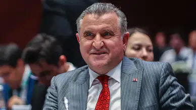 Bakan Bak : Bizim çocukları tebrik ediyoruz, milletimizi sevindirdiler