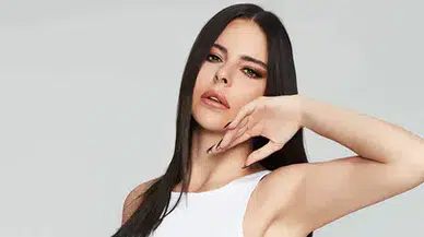 Simge Sağın kimdir, kaç yaşında ve evli mi? Ünlü şarkıcı neden gözaltına alındı?