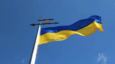 Ukrayna duyurdu : Rusya'nın düzenlediği hava saldırısında 2 kişi öldü, 9 kişi yaralandı