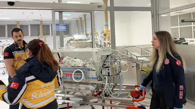 Çanakkale'de 54 günlük bebek, uçak ambulansla Ankara'ya sevk edildi