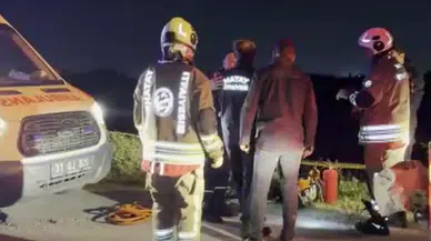Hatay'da feci kaza : Şarampole uçan genç motosikletli hayatını kaybetti