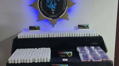 Çorum'da zehir tacirlerine operasyon düzenlendi : 12 şüpheli tutuklandı