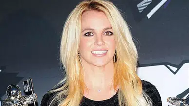 Pop müzik dünyasının prensesi Britney Spears rehabilitasyon kliniğine yattı