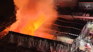 Ankara Sincan'da medikal fabrikasında yangın : 5 saatte söndürüldü