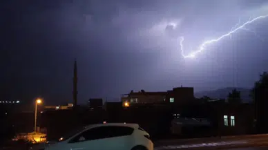 Batman Gercüş'te ışık patlamaları etkili oldu