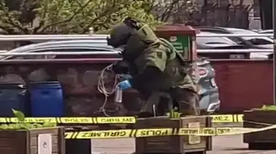 Bartın Valiliği karşısında panik anları : 'Elimde bomba var' diye bağırdı, ortalık karıştı!