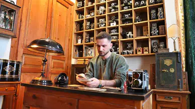 Fotoğraf tutkusu koleksiyona dönüştü : 6 yılda 150'ye yakın fotoğraf makinesi biriktirdi