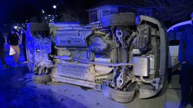 Malatya Battalgazi'de iki otomobil çarpıştı : 4 yaralı