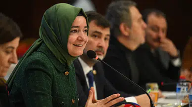 AK Parti Genel Başkan Yardımcısı Kaya, Roman vatandaşlarıyla bir arada