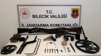 Bilecik'te Anadolu Mirası operasyonu : 35 tarihi eser ele geçirildi