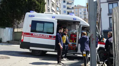 Tuzla'da bina yangını : Giriş katı kullanılamaz hale geldi