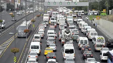 Mart ayında trafiğe kaydı yapılan taşıt sayısı 159 bini aştı