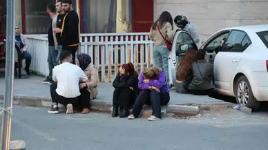Yaralanan öğrencilerin ailelerinin umutlu bekleyişi sürüyor