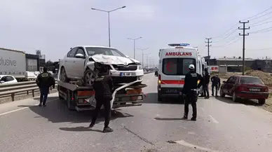 Bursa İnegöl’de zincirleme kaza : 1'i çocuk 5 yaralı