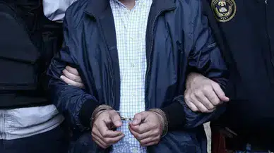 Üsküdar’da sahte polis vurgunu : 3,4 milyon lira ve altınları çaldı