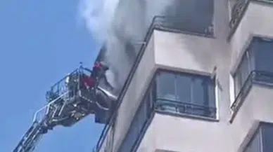 Gaziantep'te yangın : 8 katlı bina alev alev