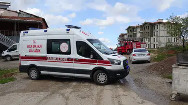 Malatya'da ev yangını : 3 kişi dumandan etkilendi