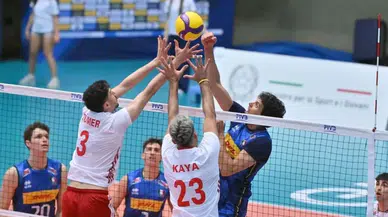 A Milli Erkek Voleybol Takımı, İtalya'ya 3-0 yenildi