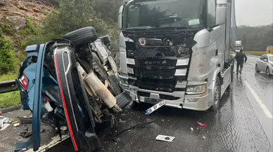Tarsus’ta seminere giden maliye memurları kaza yaptı : 1 ölü, 5 yaralı