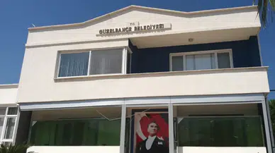 İzmir Güzelbahçe Belediyesi'ne operasyon