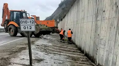 Sinop'ta yollar yaz sezonuna hazırlanıyor : Kritik güzergahlarda temizlik seferberliği