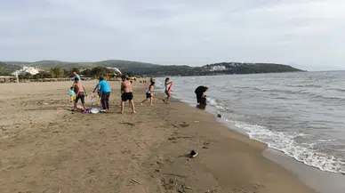 Ege’de yaz havası: Kuşadası’nda deniz sezonu açıldı