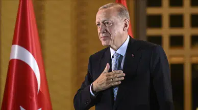 Cumhurbaşkanı Erdoğan, cuma namazını Hz. Ali Camisi'nde kıldı