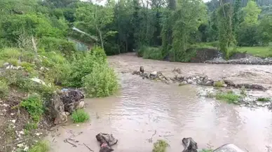 Zonguldak'ta taşkın riskine karşı 3 köyün köprüsü ulaşıma kapandı