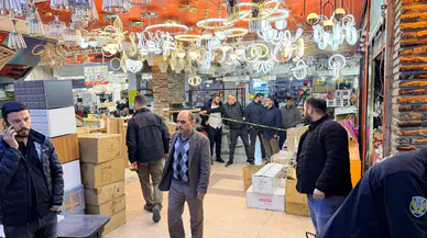 Adana'da iş yerinde kanlı saldırı : Avize dükkanı çalışanı ağır yaralandı