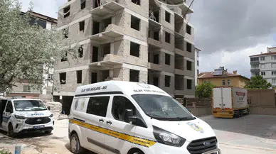 İşçi, inşaatın 4'üncü katından düştü