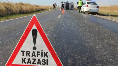 Sakarya'da kaza : 13 yolcu yaralandı