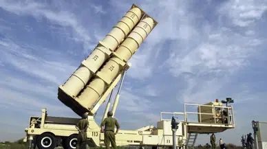 İsrail meclisi, füze sayılarının yetersizliği nedeniyle acil toplanma kararı aldı