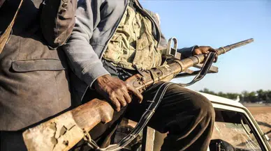 Nijerya'da okula düzenlenen saldırıda çok sayıda öğrenci kaçırıldı