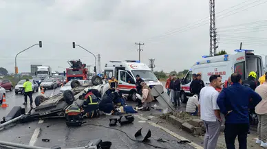 Aydın'da otomobil takla atarak ters döndü