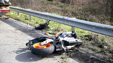 Antalya Kemer’de iki motosiklet çarpıştı : Rus turist hayatını kaybetti