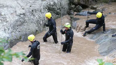 Giresun’da balık tutarken akıntıya kapılmışlardı ! Kayıplardan biri ölü bulundu