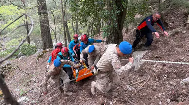 Balıkesir'de kayıp olarak aranan 75 yaşındaki adam arazide ölü bulundu