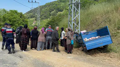 Zonguldak Alaplı'da patpat kazası : Tarım aracı devrildi, 5 yaralı