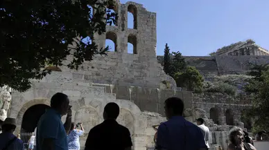 Yunanistan’ın borçları için Akropolis’in satılması istendi