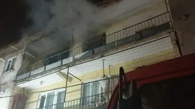 Bursa'da 3 katlı binada yangın paniği